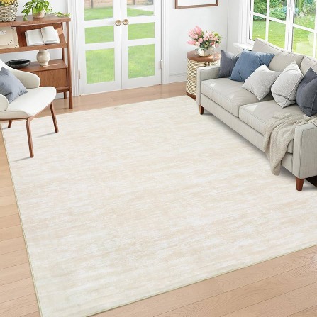 Medium Creamy White Area rug 6ft x 5
