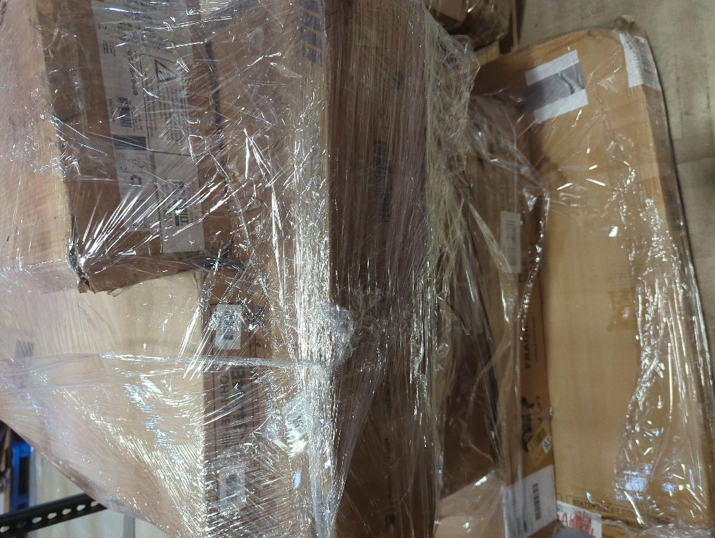 19647308 Wayfair Missing Pieces Pallet