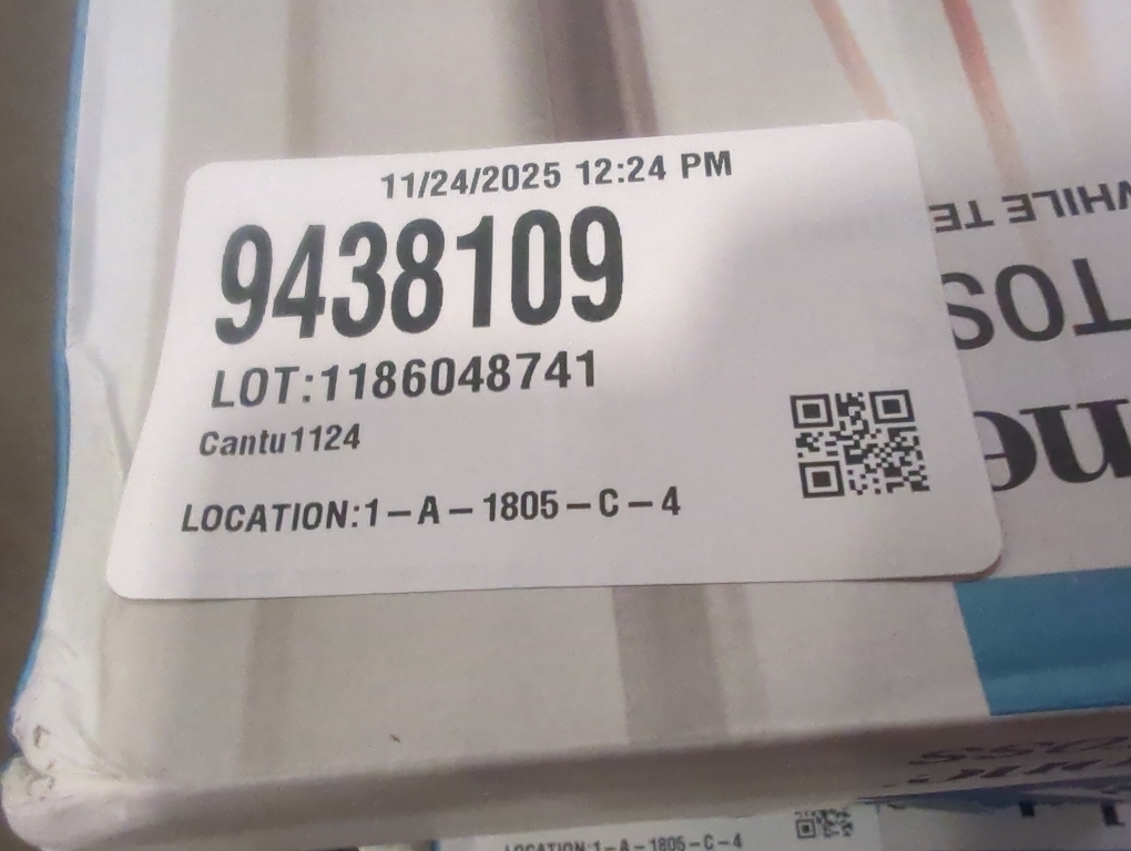 Brookstone Deluxe Tee Toss