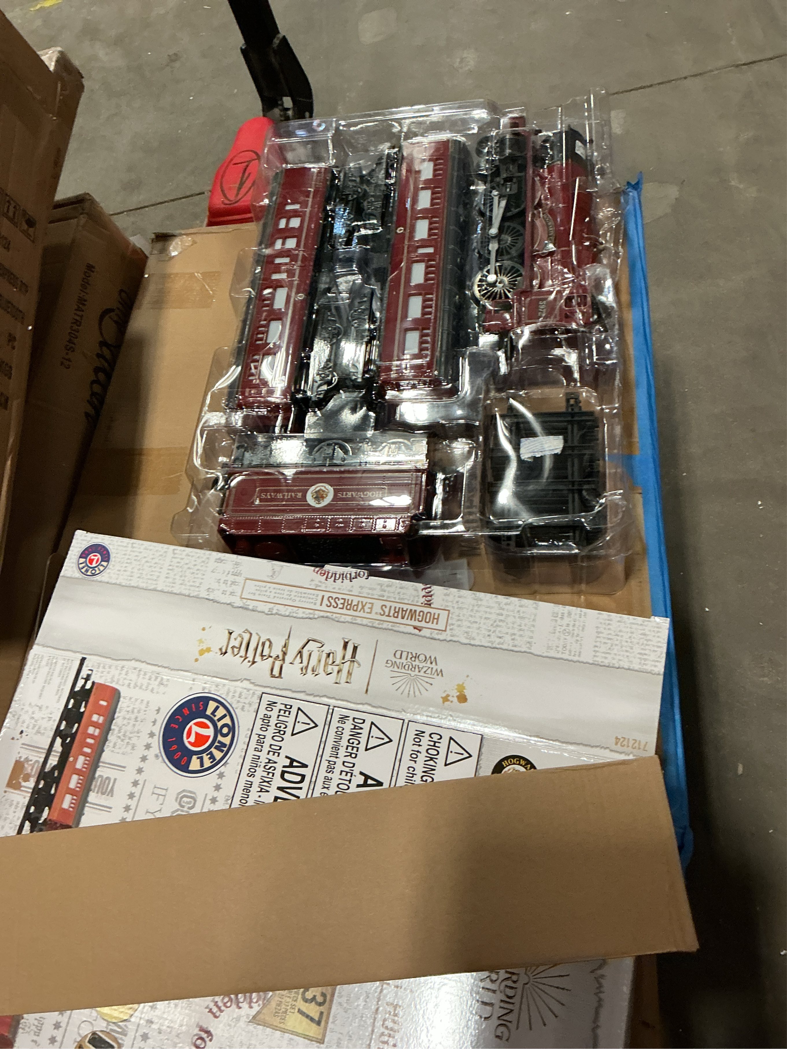 Lionel Warner Bros. Hogwarts Express