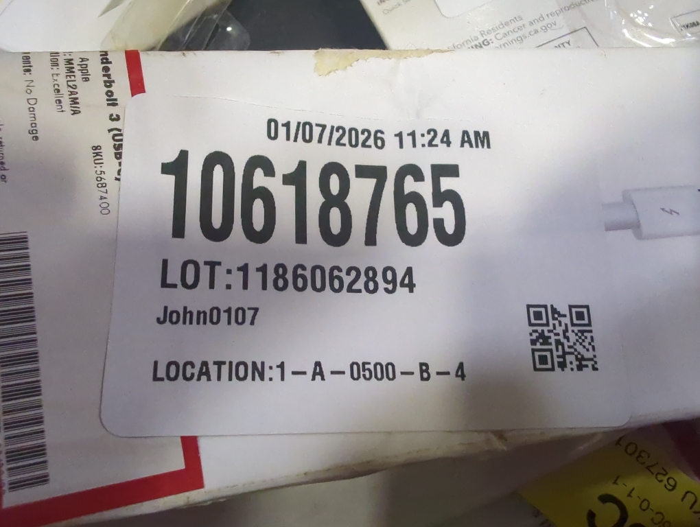 Apple Thunderbolt 3 (USB-C) to Thunderbolt 2 Adapter