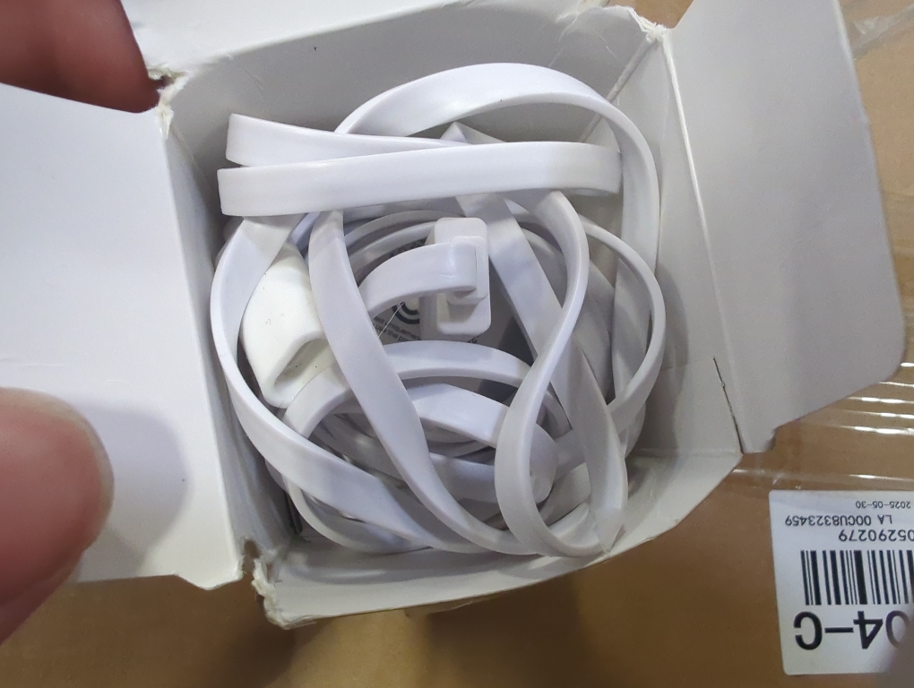 Wyze Cam V4 Plug-in Indoor and Outdoor Smart-Enabled Security Camera