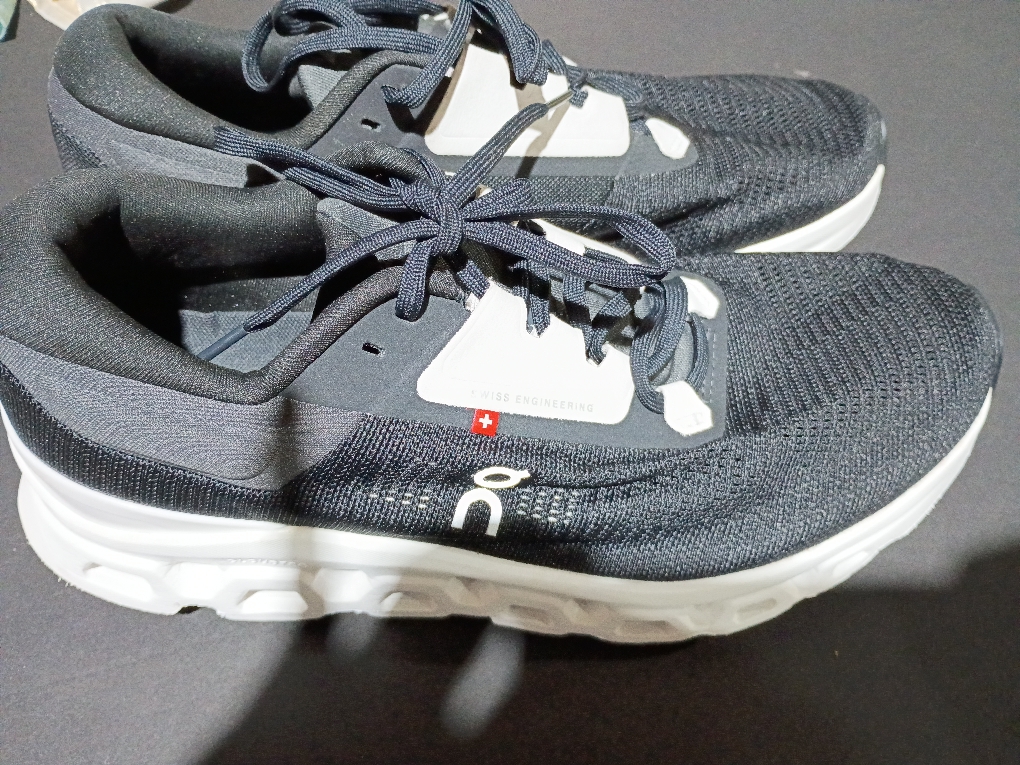 On Men's Cloudmonster Sneakers (See the picture for the size )