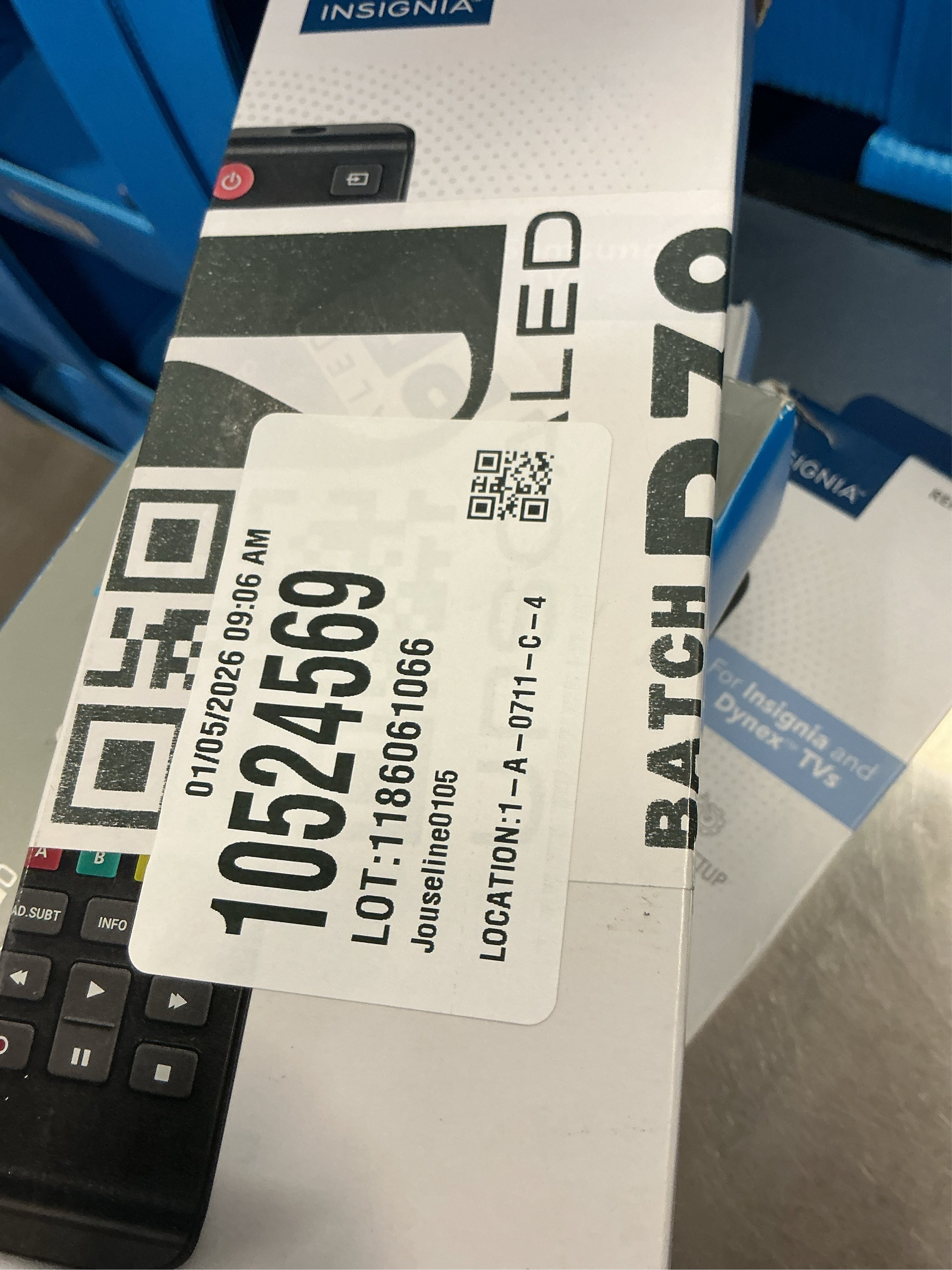 Insignia™ - Replacement Remote for Samsung TVs - Black