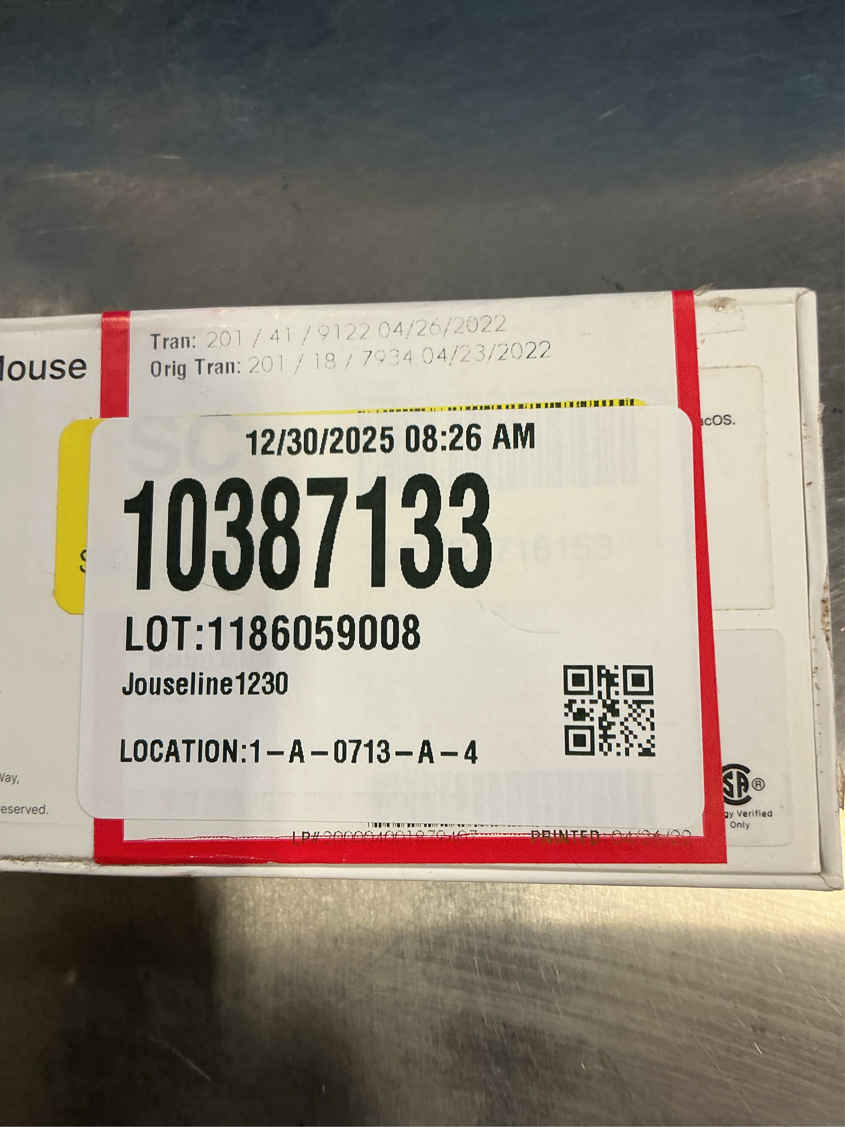 Apple Magic Mouse ​​​​​​​ (Wireless, Rechargable) - Black Multi-Touch Surface (Renewed)