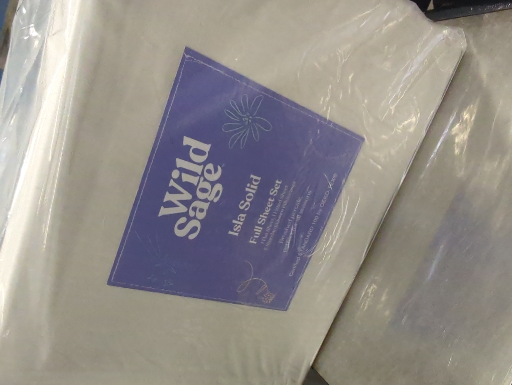 Full sheet set..Wild Sage Brushed Cotton Percale 300-Thread-Count Full Sheet Set in Coconut Milk