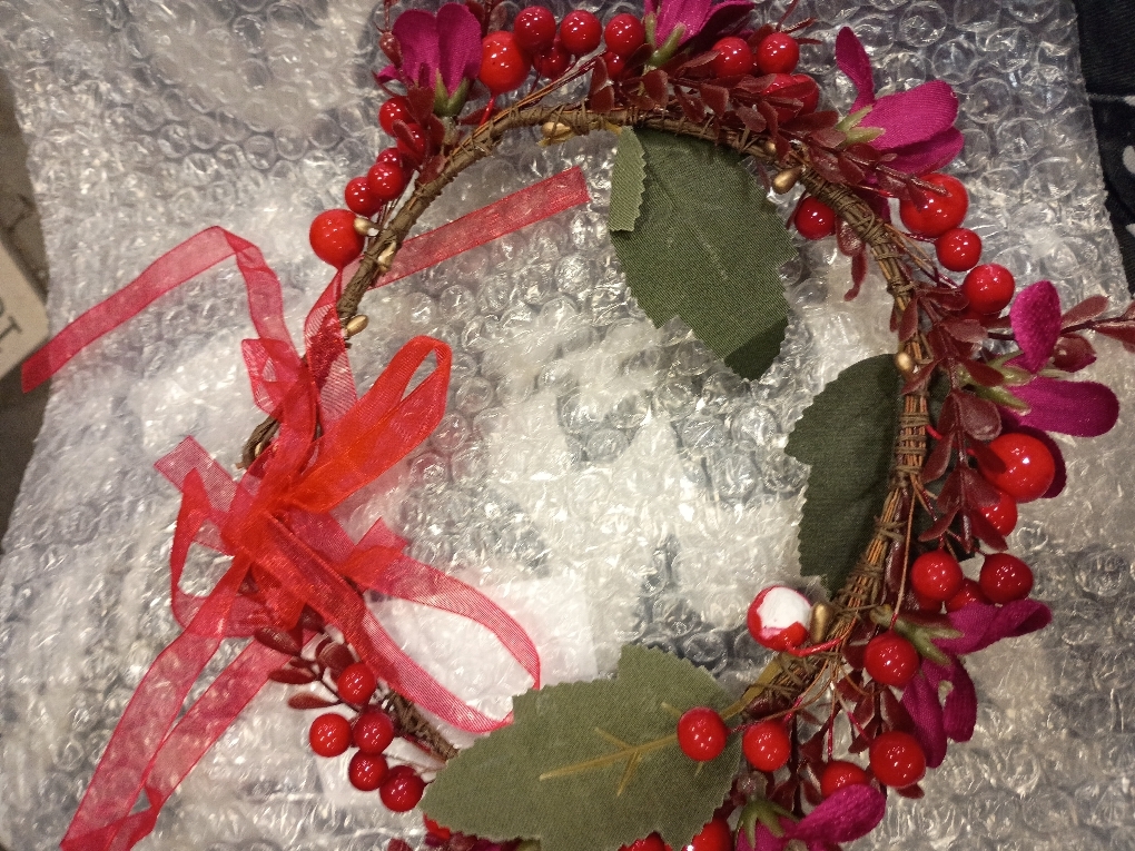 TOECWEGR Christmas Headband Flower Crown Floral Wreath Red Berry Pine Cone Crown Forest Woodland Wedding Halo (SD-A)