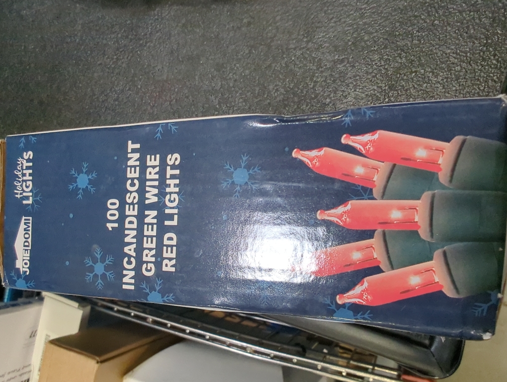 100 Incandescent Green Wire Red Lights