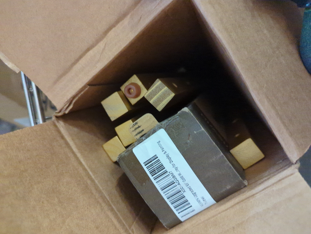 VISWIN Upgraded 63 Gold Wooden Easel Stand for Sign, Tripod Easel for Wedding Sign Stand, Welcome Board, Poster, Picture, Canvas Art Easel Floor with Tray for Display & Painting