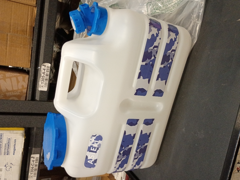 Gallon Water Jug with Spigot, Portable Water Tank BPA Free, Leak-Proof Water Containers for Camping Water Storage Containers for Emergency Outdoor Hiking