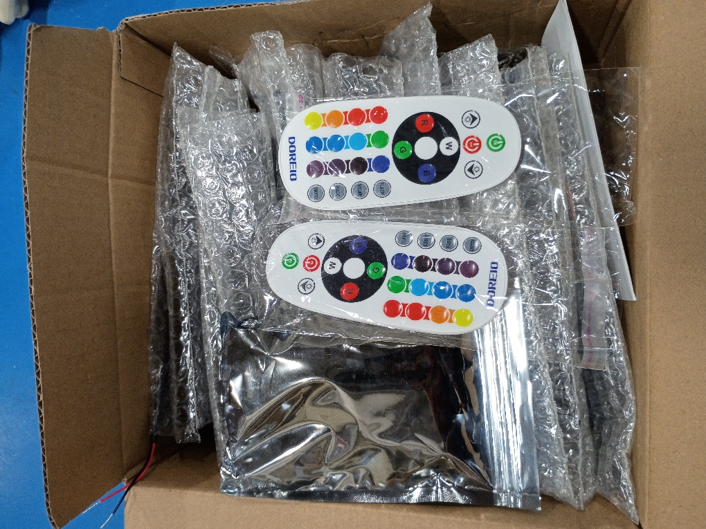 5W RGB Retaining Wall Lights 7 inch LED Hardscape Lighting Color Changing Low Voltage Landscape Paver Lights 12V Step Lights Outdoor Waterproof Stair Deck Lighting (6 Pack Connectors)