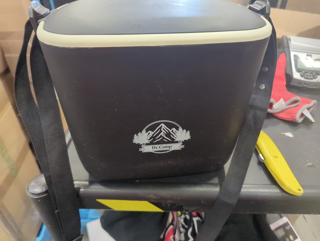 6 QT Insulated Cooler Box for Ice Beverage Food Storage Portable Ice Chest for Camping Picnic Tailgate Outdoor Use Chiller Caja Enfriadora Portátil para Camping