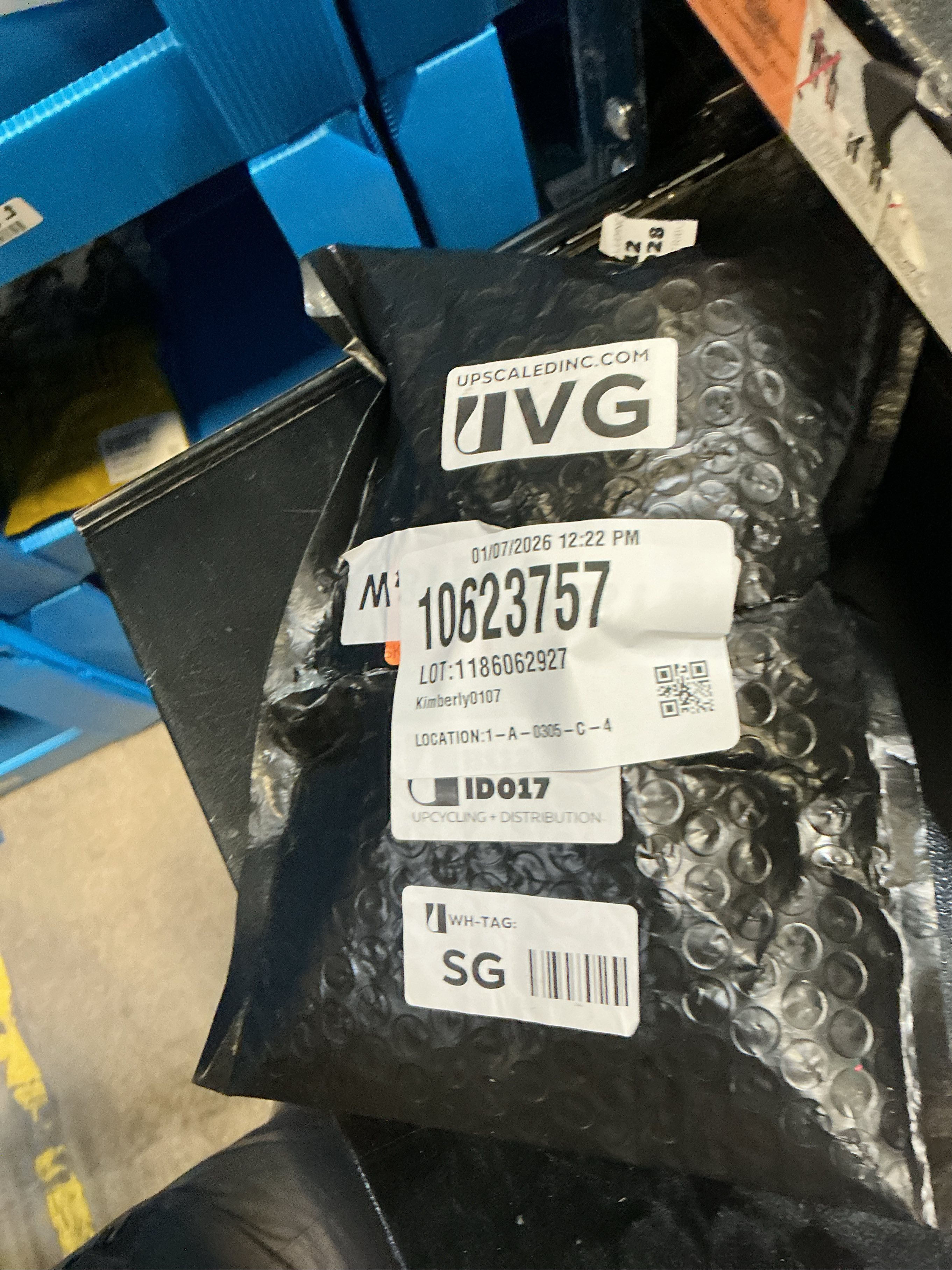 Xbox Wireless Gaming Controller (2025) – Robot White – Play on Xbox, Windows, Android, iOS, FireTV Sticks, Smart TVs, VR Headsets