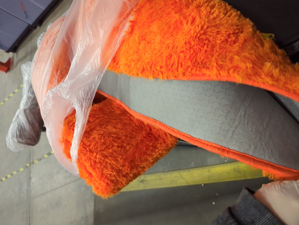 Ophanie Orange Rugs for Living Room Bedroom, 6x9 Fluffy Fuzzy Furry Carpet, Plush Soft Shaggy Bedside Indoor Floor Area Rug for Kids Girls Boys Baby Teen Dorm Nursery Home Decor Aesthetic