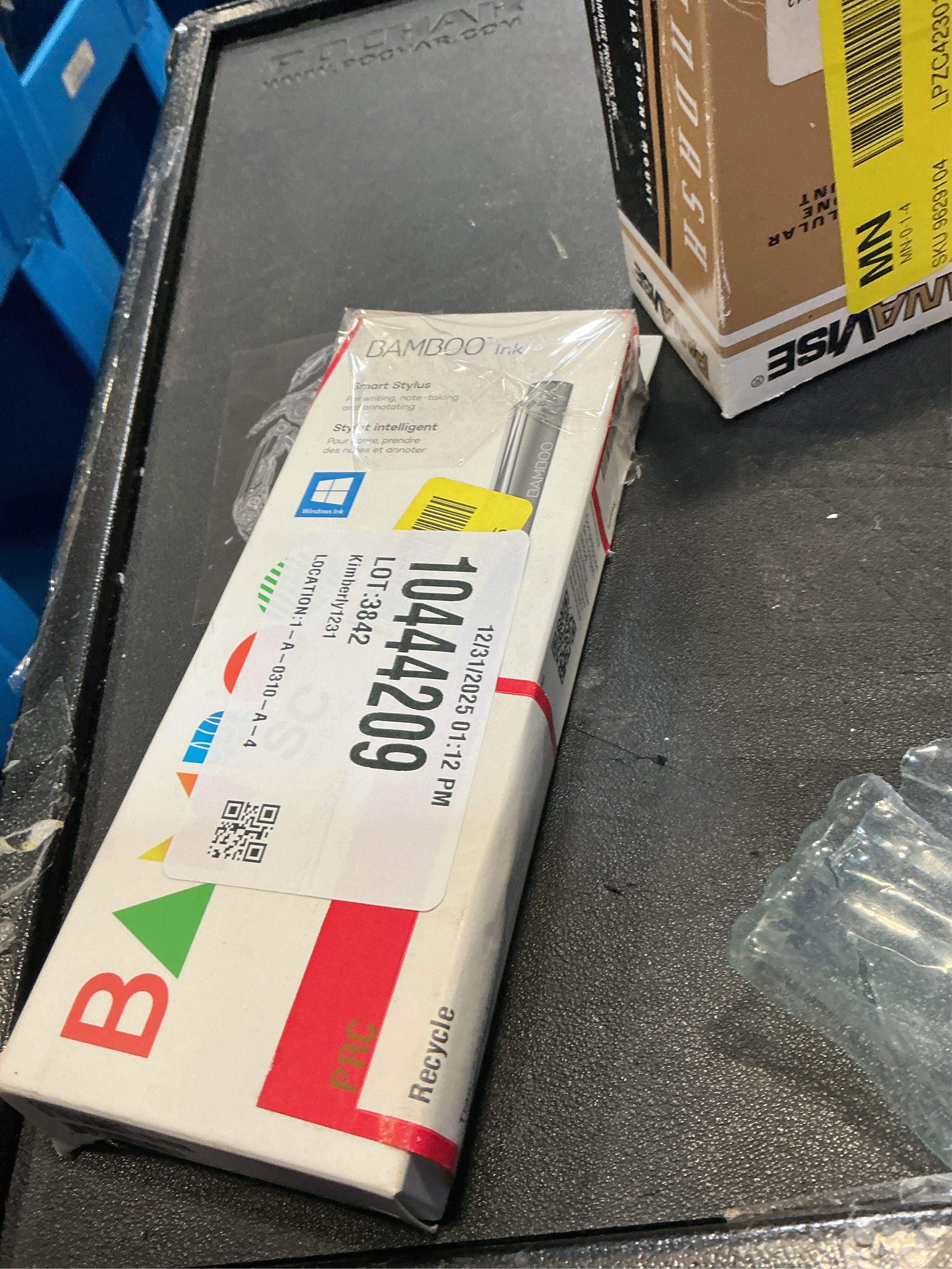 Wacom - Bamboo Ink Smart Stylus for Windows Ink; 2nd Generation - Gray