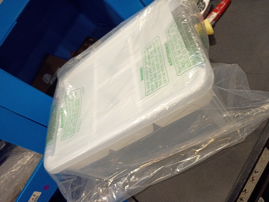 17 QT Plastic Storage Box with Removable Tray Craft Organizers and Storage Clear Container for Organizing Bead, Tool, Sewing, Playdoh (White, 1Pack-17QT)