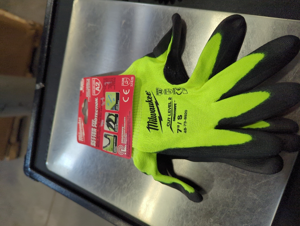 Milwaukee Electric - 1 Pair HIGH Visibility Cut Level 1 Polyurethane D