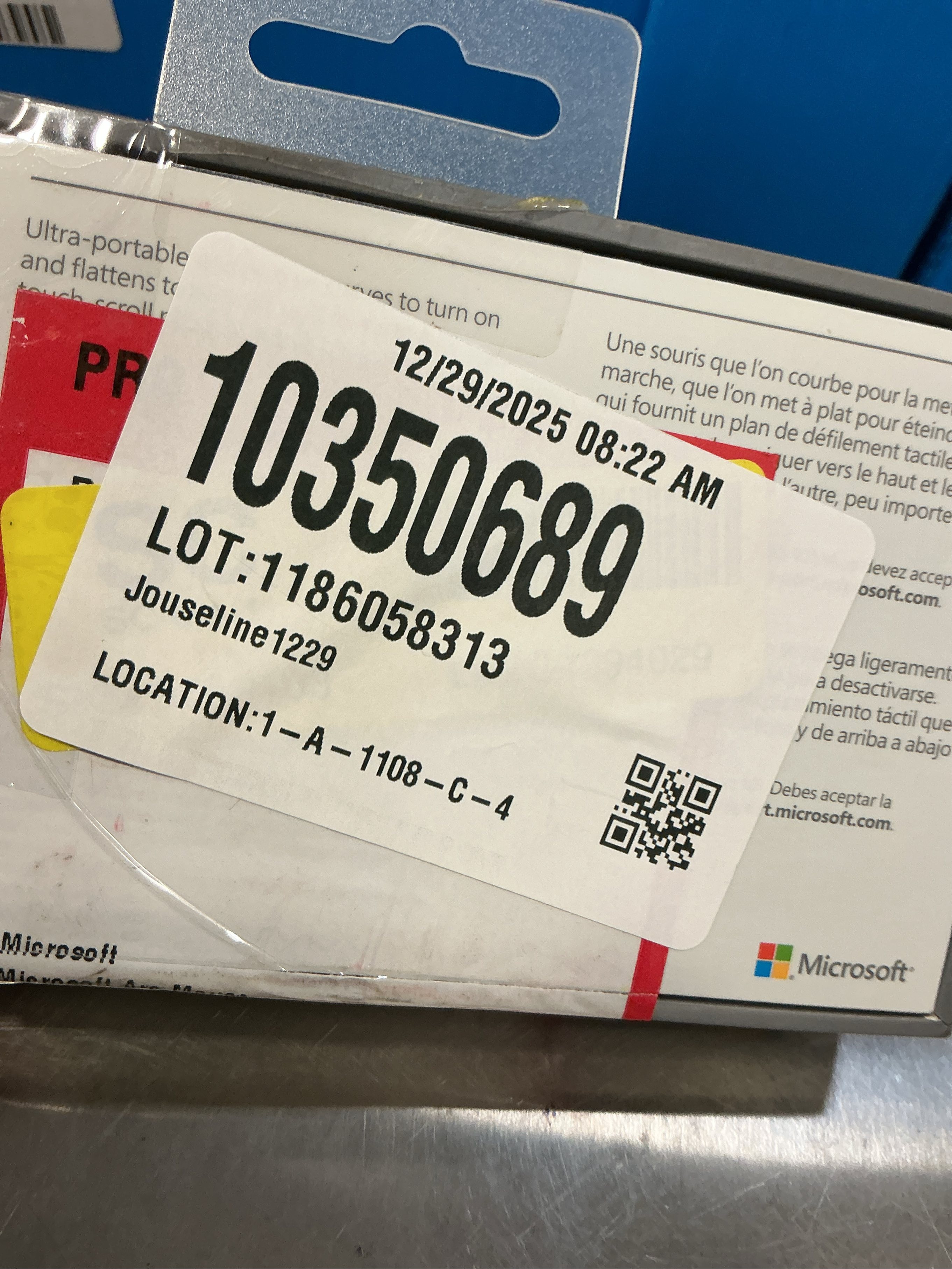 Microsoft Arc Mouse Black - Wireless - Bluetooth Low Energy - BlueTrack Enabled - Tilt Wheel - Up to 6 Months Battery Life