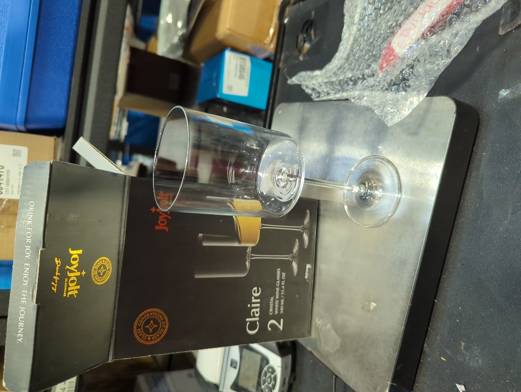 Claire, White Wine, 10.7 oz. (Set of 2)