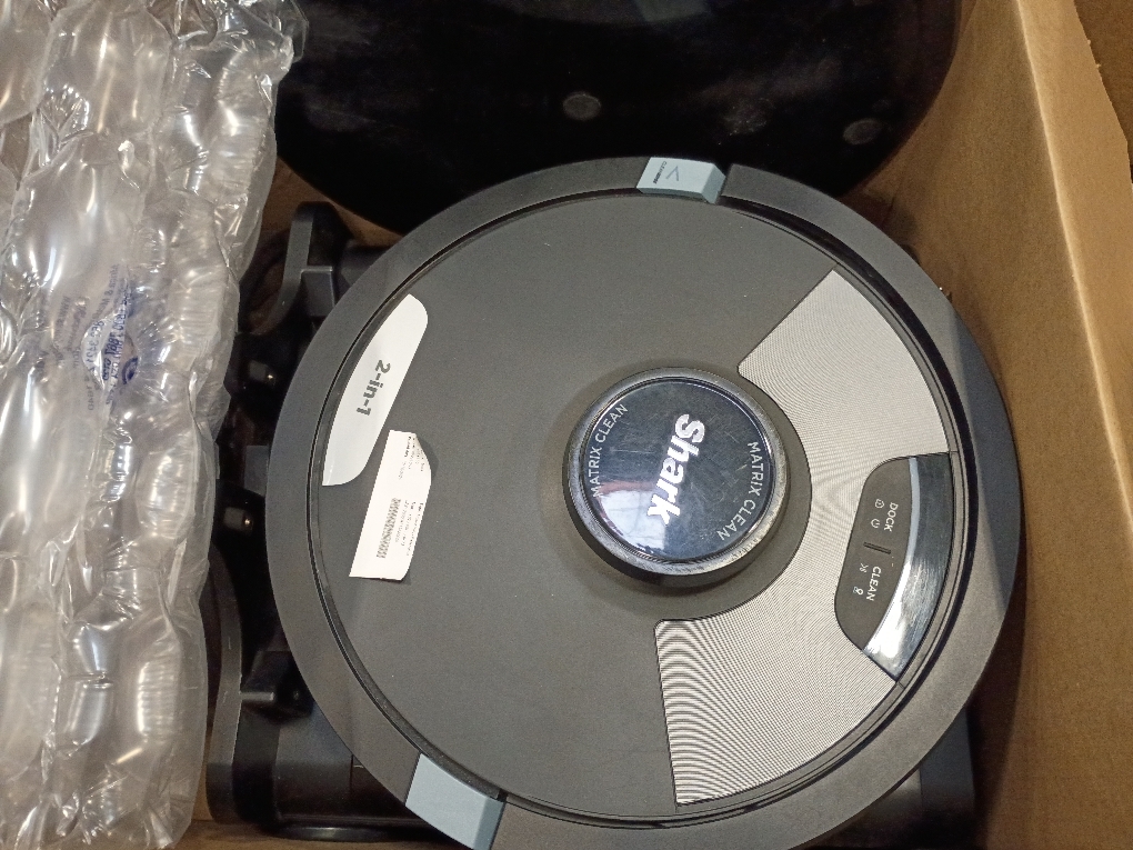 Shark Matrix Plus 2in1 Robot Vacuum & Mop with Sonic Mopping, Matrix Clean, Home Mapping, HEPA Bagless Self Empty Base, CleanEdge, for Pet Hair, Wifi, Black/Silver (RV2610WA)