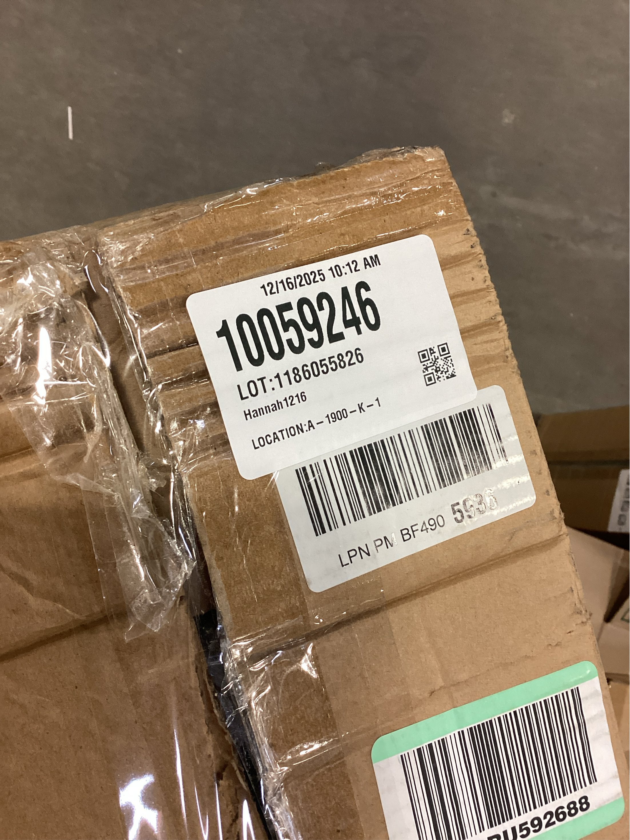 Velener 28 Inch Artificial Agave Plants Outdoor Set, Large Fake Plants Indoor for Home Decor, Realistic UV Resistant Faux Succulents Plants Without Pot, Set of 2