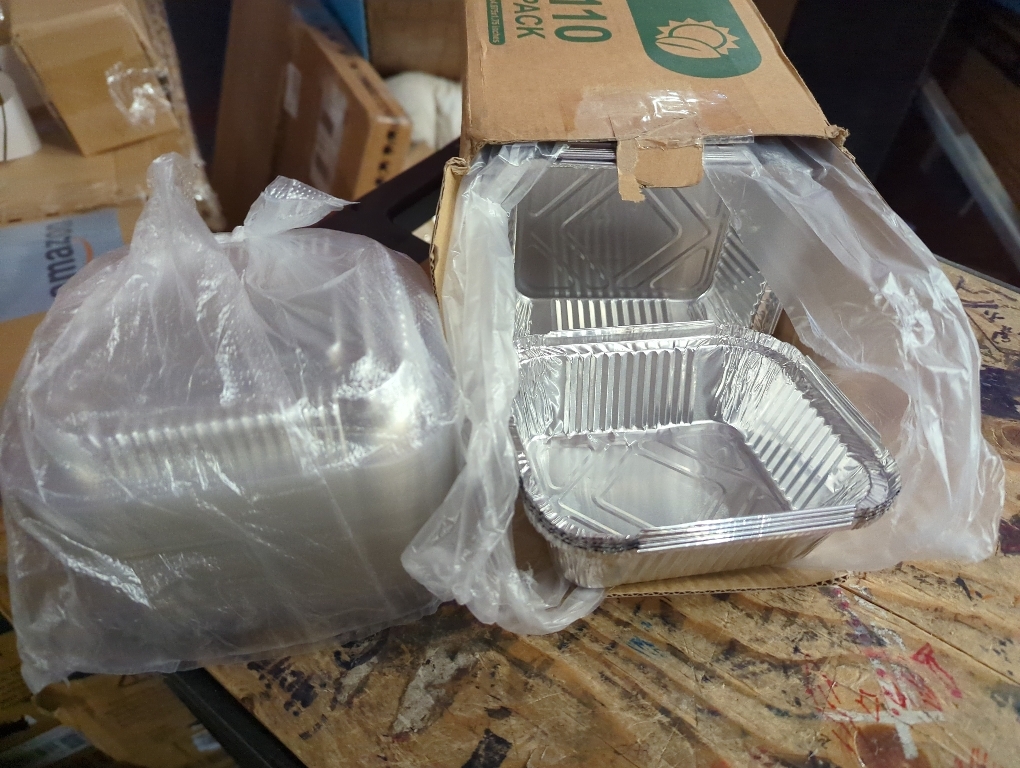 110 Pack 1 lb Rectangular Disposable Aluminum Foil Pan 16 oz Take Out Food Containers with Clear Plastic Dome Lids, for Catering, Baking, Roasting Food