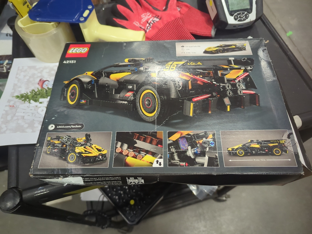 Technic Bugatti Bolide Building Toy Set (905 Pieces)
