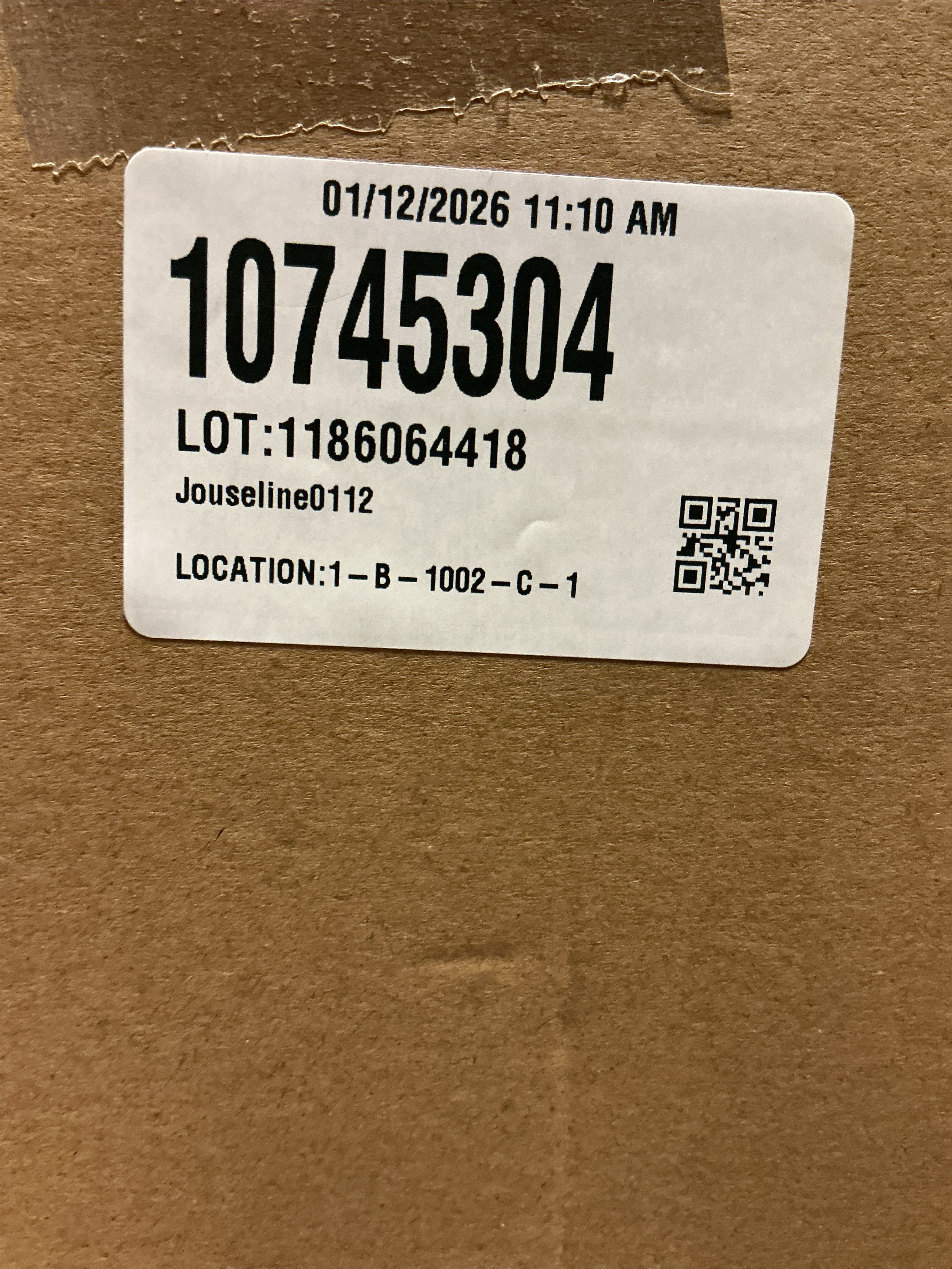 Americanflat 24x24 Picture Frame with Polished Plexiglass - Use as 11x14 Frame with Mat or 24x24 Frame Without Mat - Streamline Collection - Black