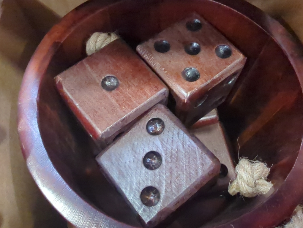 Yardzee, Farkle & 20  Games - Light-Weight Yard Dice Game Set (All Weather) with Wood Bucket, 5 Score Cards, and Marker