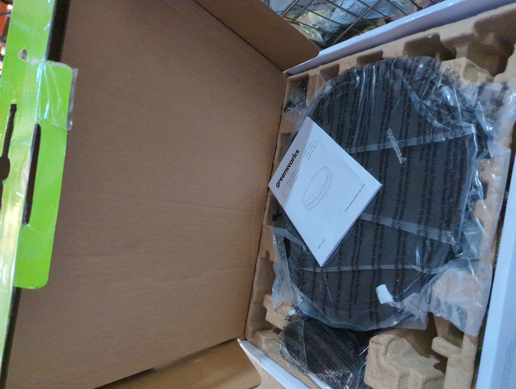 Greenworks Robotic Vacuum GRV-1010 Self-Charging, Wi-Fi Connectivity, 2200Pa Extreme Suction Power, Perfect for Pet Hair, Hard Floors, Carpets, Works with Alexa