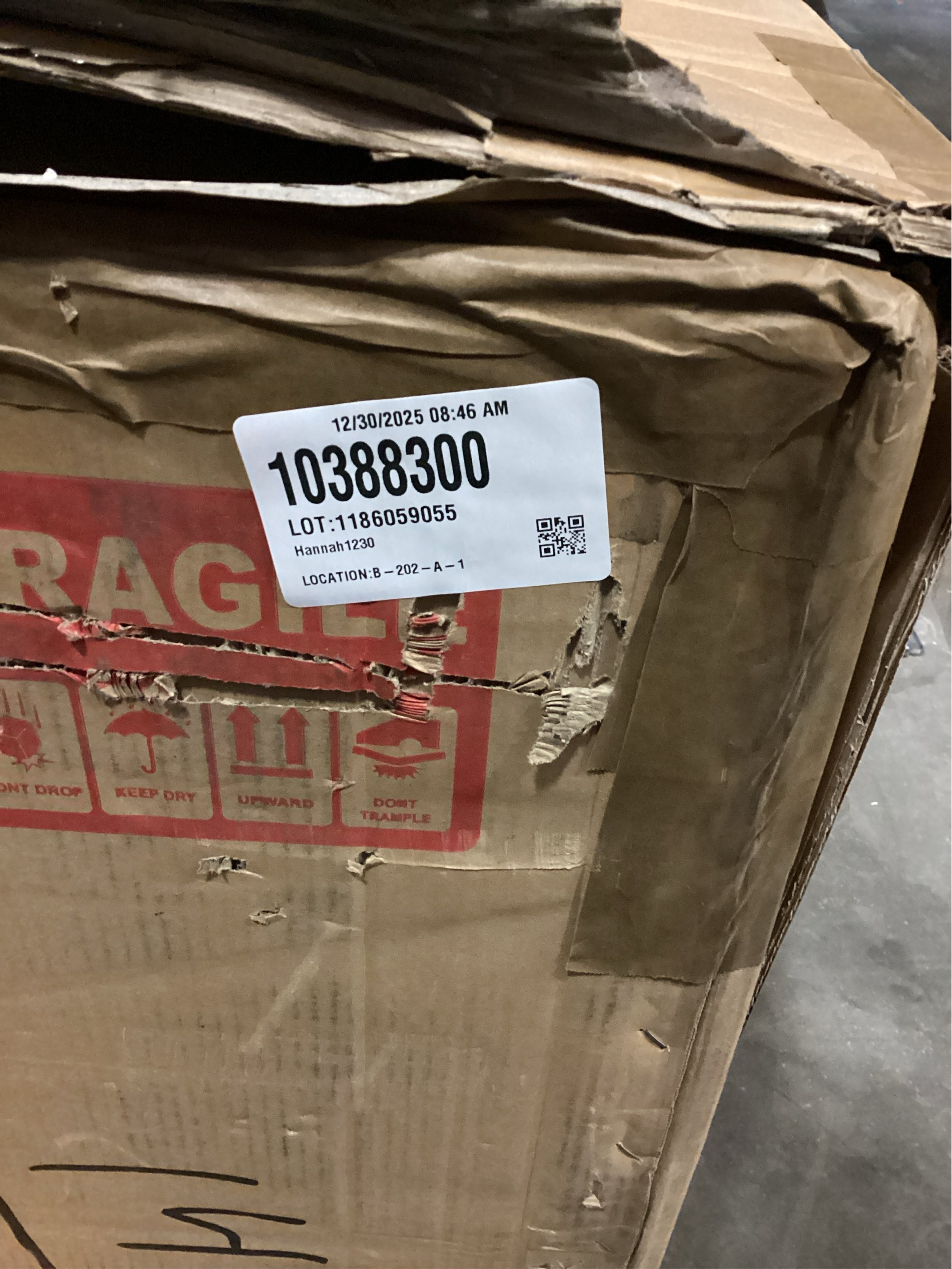 POLY & BARK Napa 82 Leather Pull‑Out Sleeper Sofa – Full‑Grain Italian Leather Upholstery,Tri‑Layer Mattress & Storage Console –Sophisticated Multi‑Functional Sofa Bed for Living Rooms & Guest Spaces