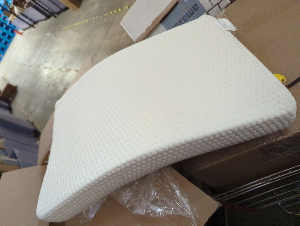 Ultra Thin Flat Pillow for Sleeping, 2.75'' Thin Pillow for Back Sleeper, Supportive Stomach Sleeping Pillow, Slim Bed Pillow, Machine Washable-Standard Size