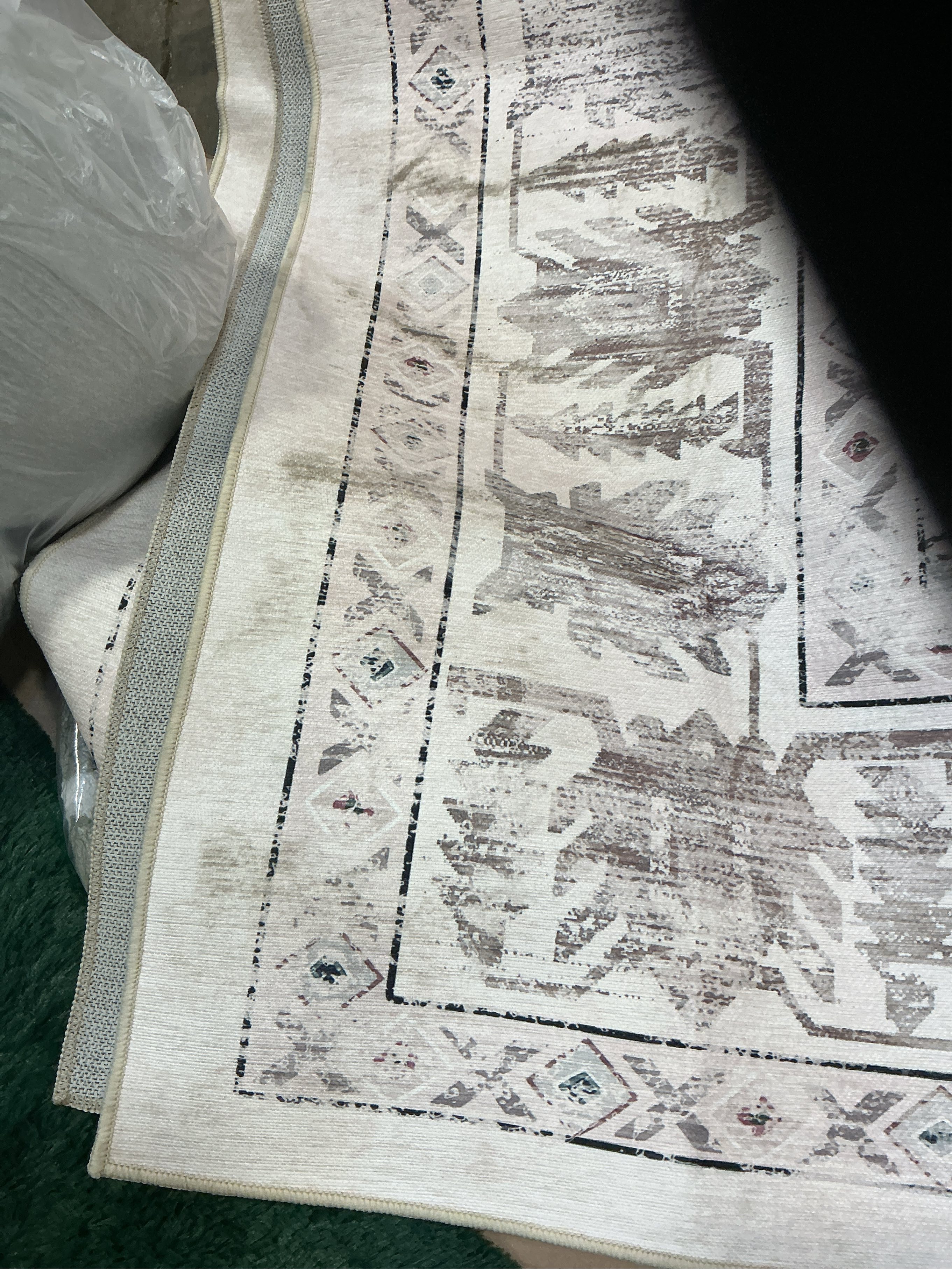 LIVEBOX Pink 8x10 Area Rug for Bedroom Girls, Boho Washable Rugs for Living Room Nursery, Non-Slip Indoor Soft Carpet Low-Pile Farmhouse Carpets for Dining Room Kids Playroom, Pink