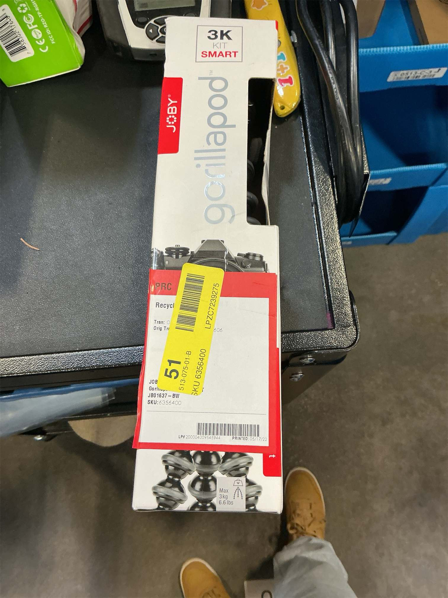 Joby GorillaPod Compact Tripod Kit with Ballhead for Mirrorless Cameras up to 2.2 lbs. Black/Charcoal.