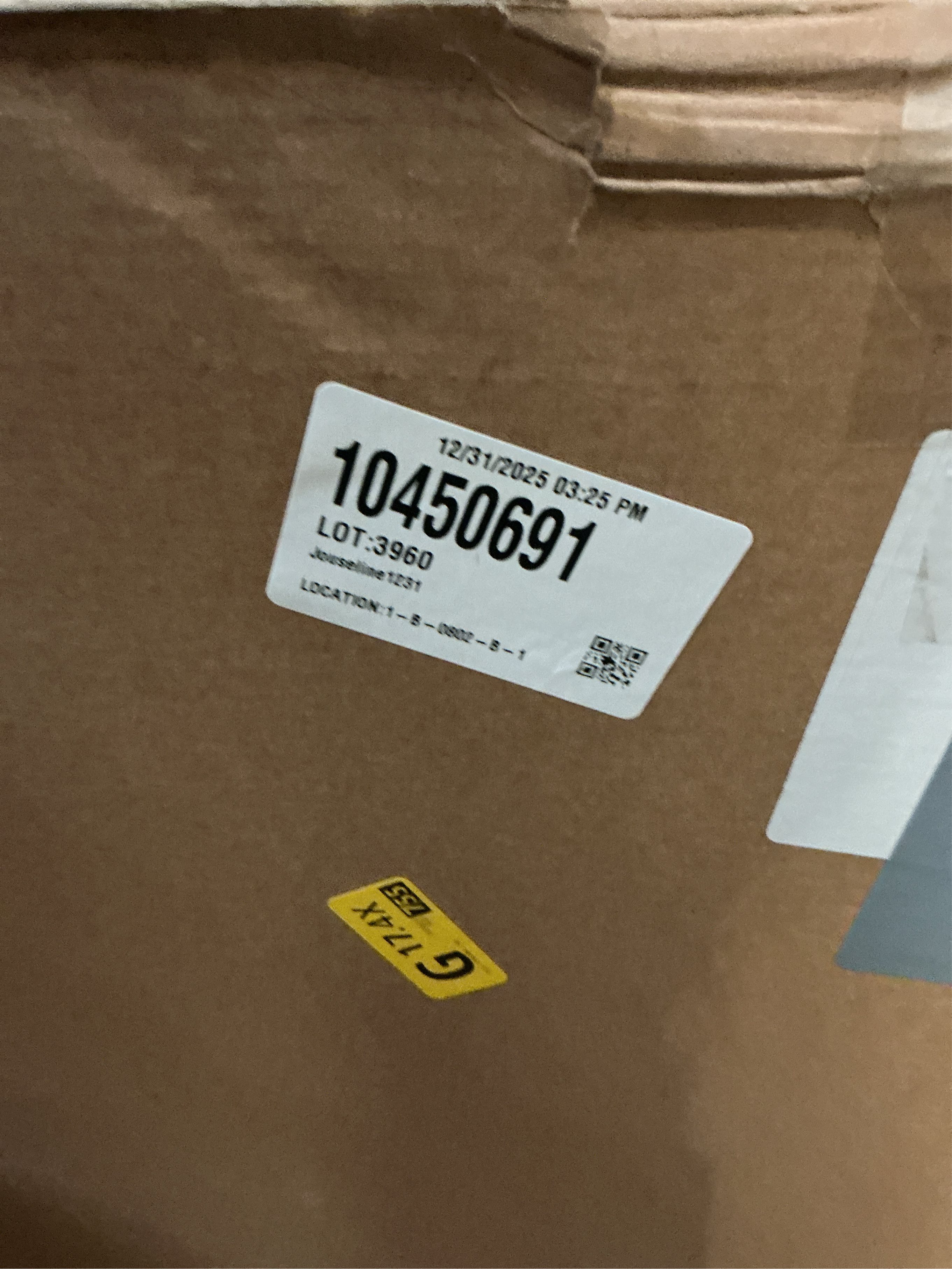 21x24 inch Poster Frame Solid Wood Black, Wall Hanging Picture Frame 21x24 Photo Frame (F23B2124)