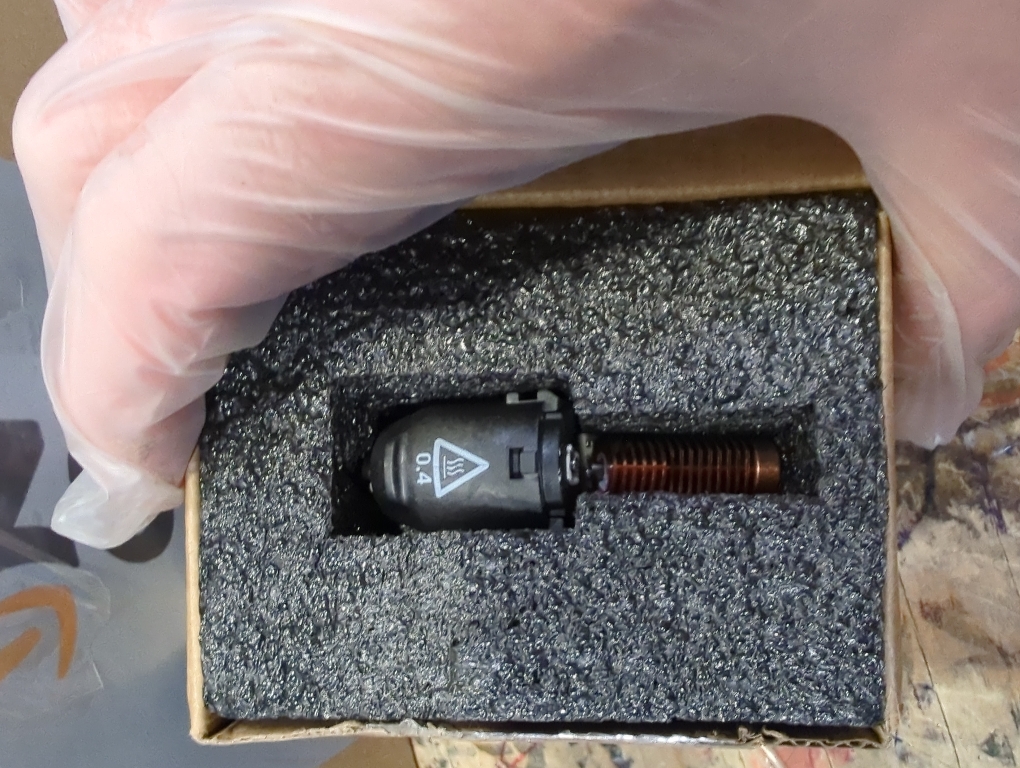 FLASHFORGE Adventurer 5M Nozzle Assembly, 32mm³/s High Flow, 35S Fast-Heat 200℃, 3S Quick-Release 3D Printer Copper Steel Nozzle Parts for AD5M/ AD5M Pro (0.4mm)