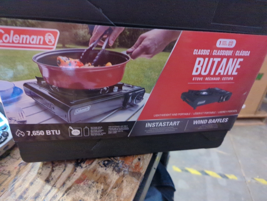 Coleman Classic 1-Burner Butane Stove, Portable Camping Cooktop with Carry Case & InstaStart Ignition, Adjustable Burner with 7650 BTUs of Power for Camping, Grilling, Tailgating, & More