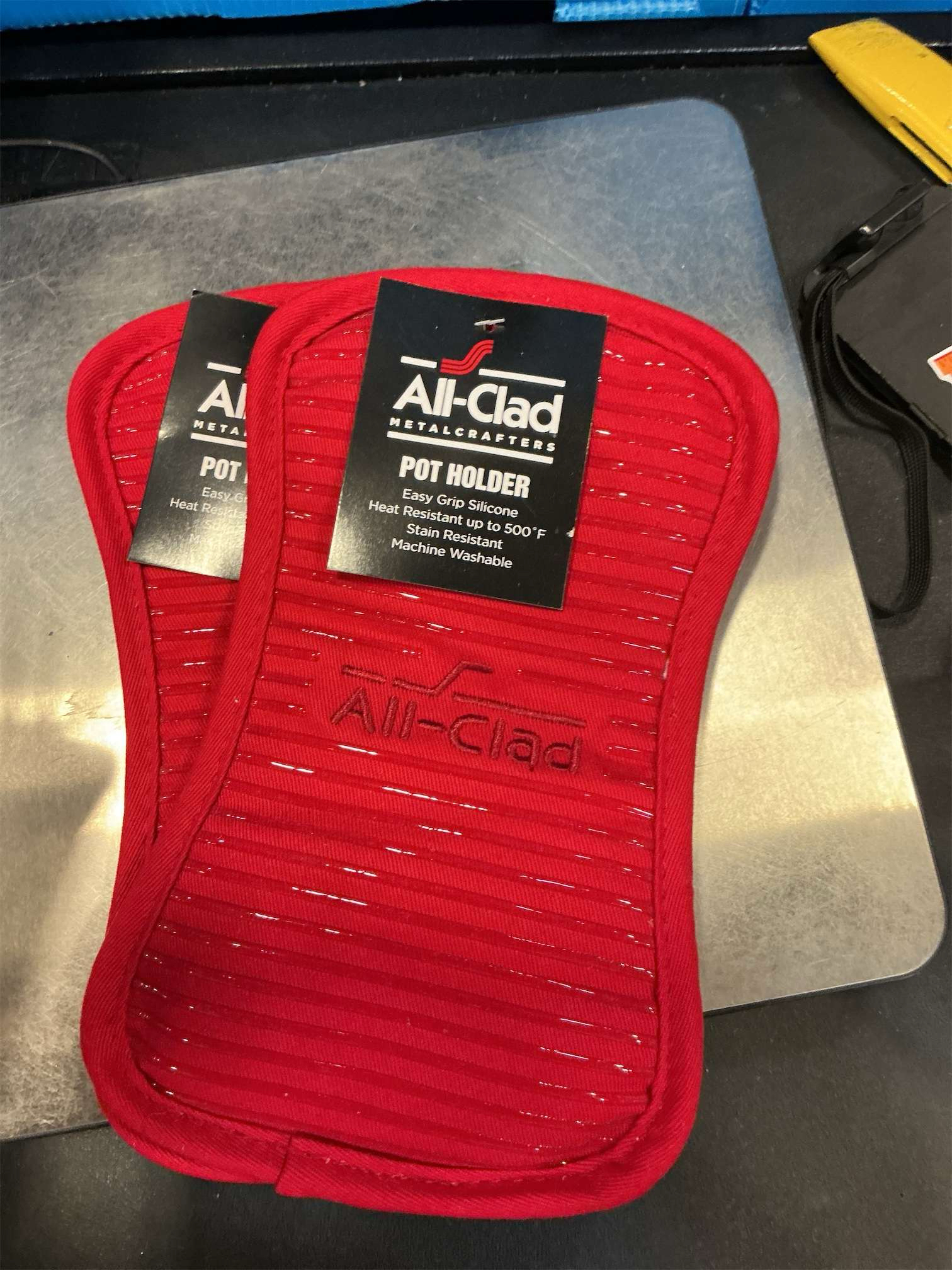 All-Clad Premium Pot Holder & Heating Pad, (2-Pack) Heat Resistant to 500 Degrees, 100% Cotton 10x6.25 for Kitchen and Barbeque, Chili Red