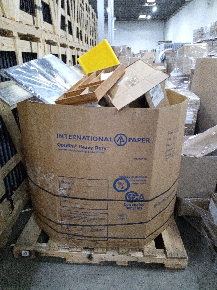 General merchandise Mixed Returns Pallet
