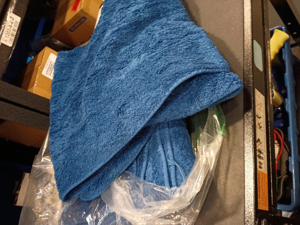 Tens Towels Pack of 2 Extra Large Bath Towels 30 x 60 Inches, 100% Cotton, Larger & Lighter Weight, Quicker to Dry, Super Soft and Absorbent, Perfect for Bathroom, Navy