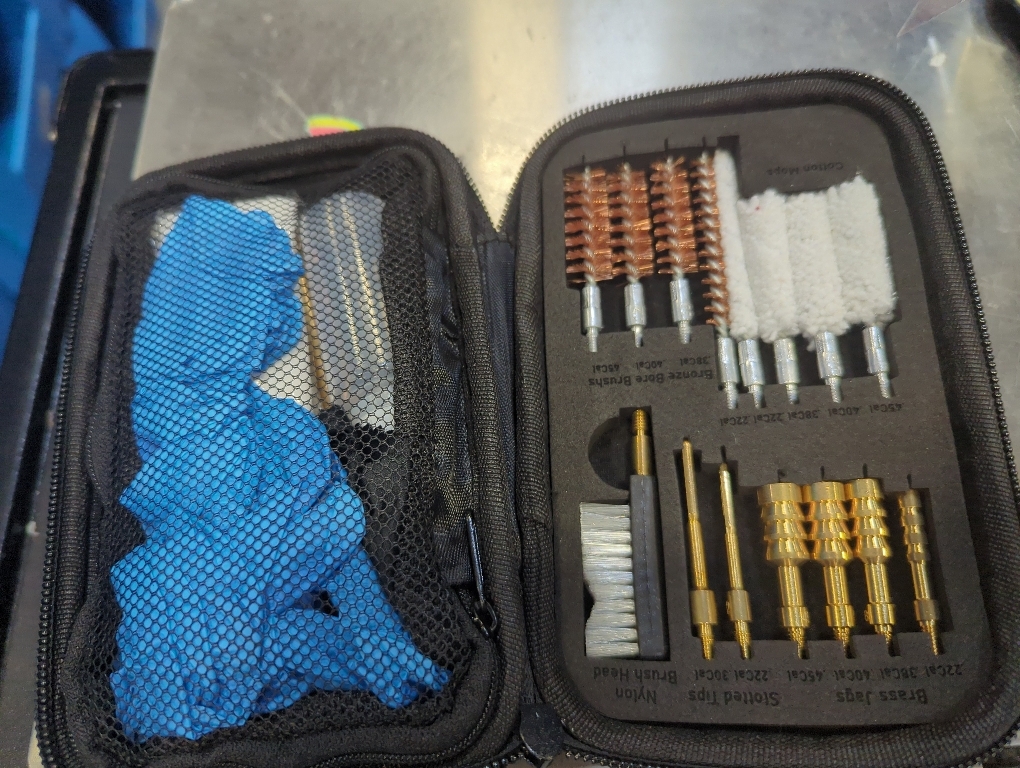 Gun Cleaning Kit Universal Handgun Cleaning Kit 25 in 1 Pistol Cleaning Kit for .22 .357/.38/9mm .40 .45 Caliber Gun Brush Tools Gun Accessories