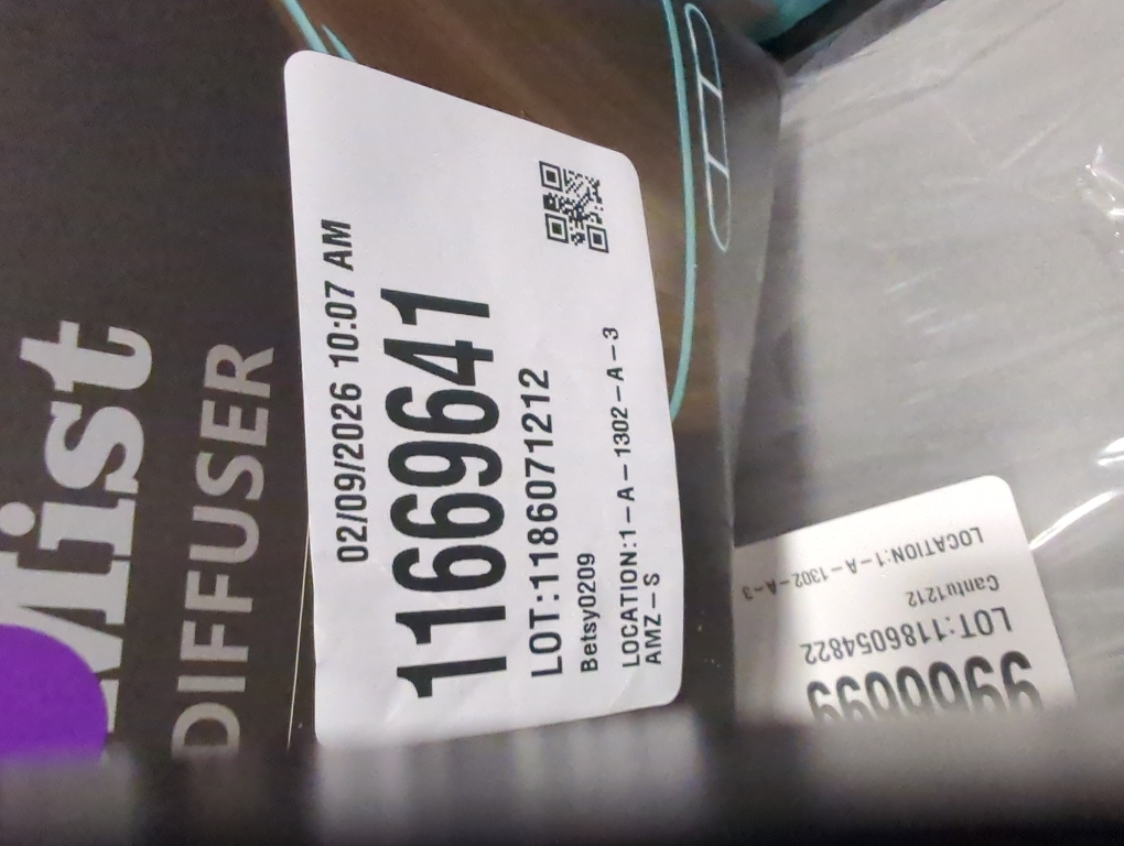 Essential Oil Scent Diffuser: 500ML Aroma Diffuser with Remote Control, Large Fragrance Aromatherapy Diffuser, Mist Humidifier with 14 Colors LED Lights and Auto-Off for Bedroom & Home