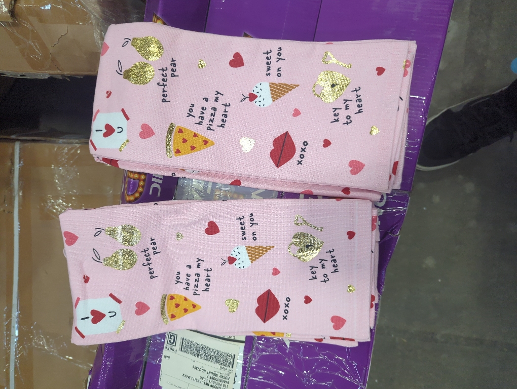 Set of 4 Pink Wash Cloth With Sweet Treats