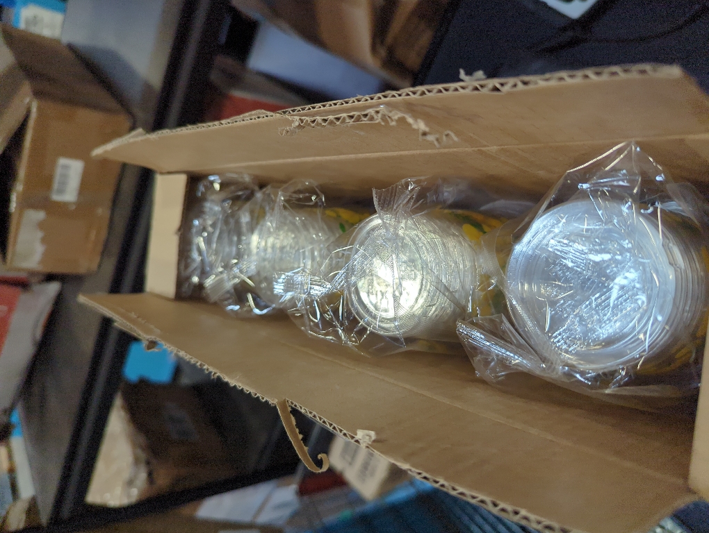 300 Pieces Lemon Plastic Disposable Cups with Lids and Straws 16 Ounce Lemon Hawaiian Luau Party Plastic Cups Clear Summer Tropical Party Cups Fruit Cold Cups for Lemonade Juice Water