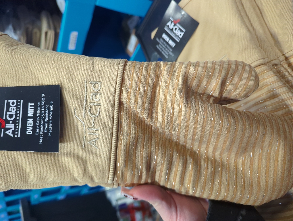 All-Clad Silicone Oven Mitt, 2-Pack, Cappuccino