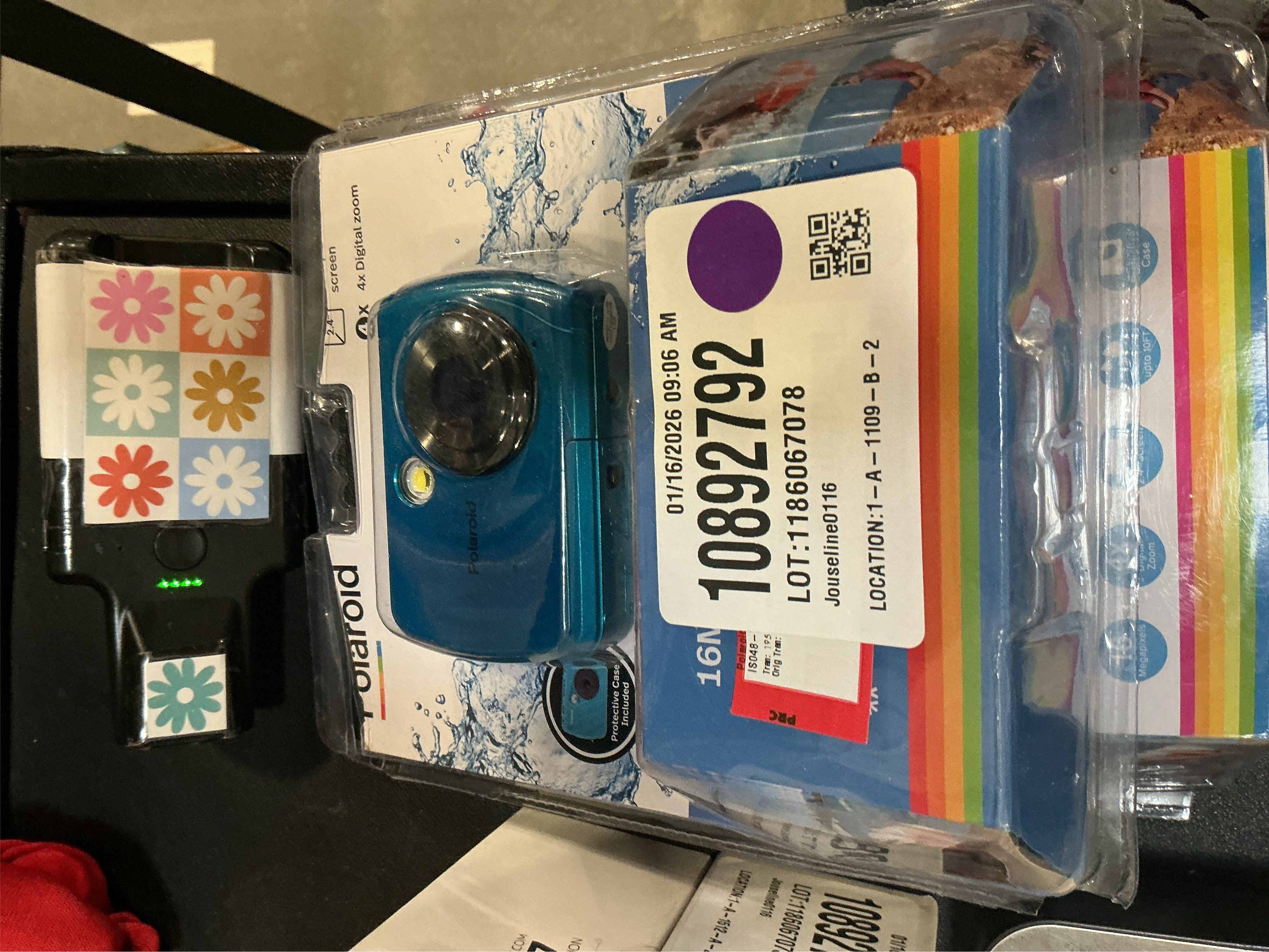 Polaroid IS048 Waterproof Instant Sharing 16 MP Digital Portable Handheld Action Camera, Teal