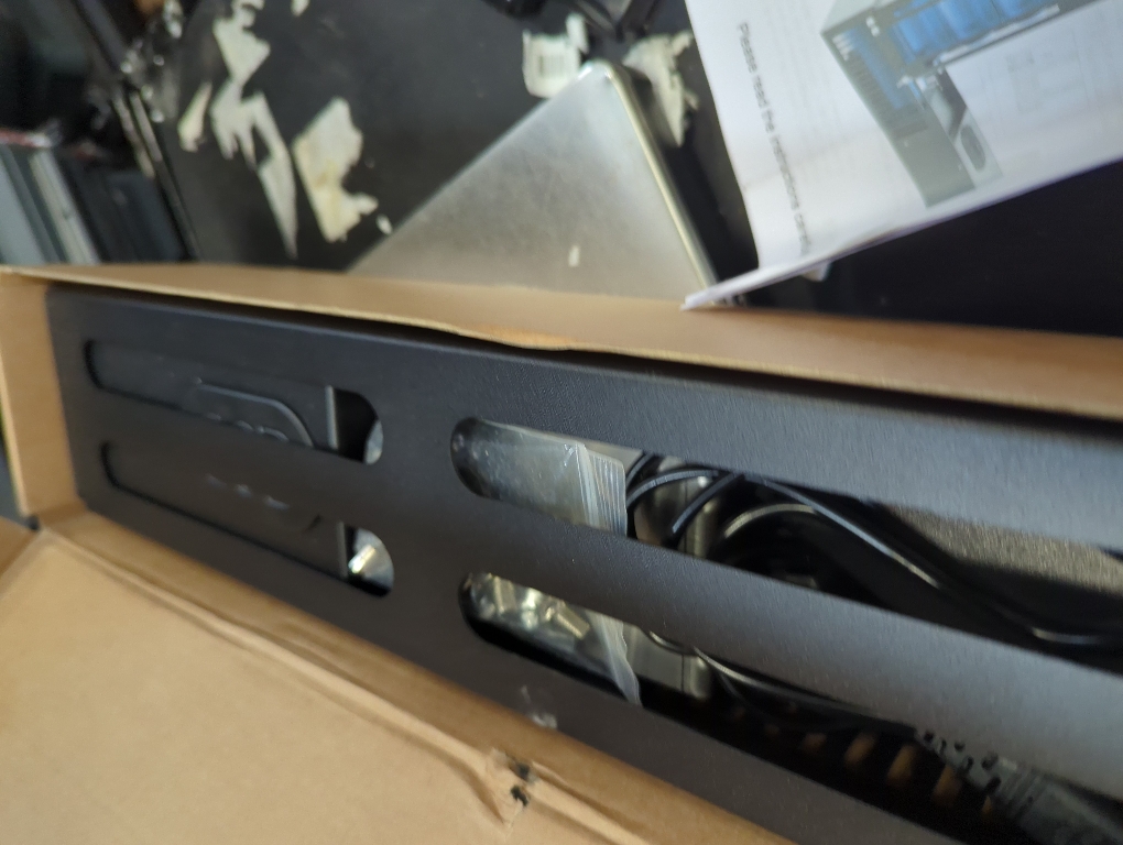 Automatic Electric Can Crusher, Electric can crushers for recycling 8oz 12oz & 16oz cans, Can fill 8 cans at a time, Automaticcan crusher for recycling Aluminum Seltzer, Cola, Beer Cans