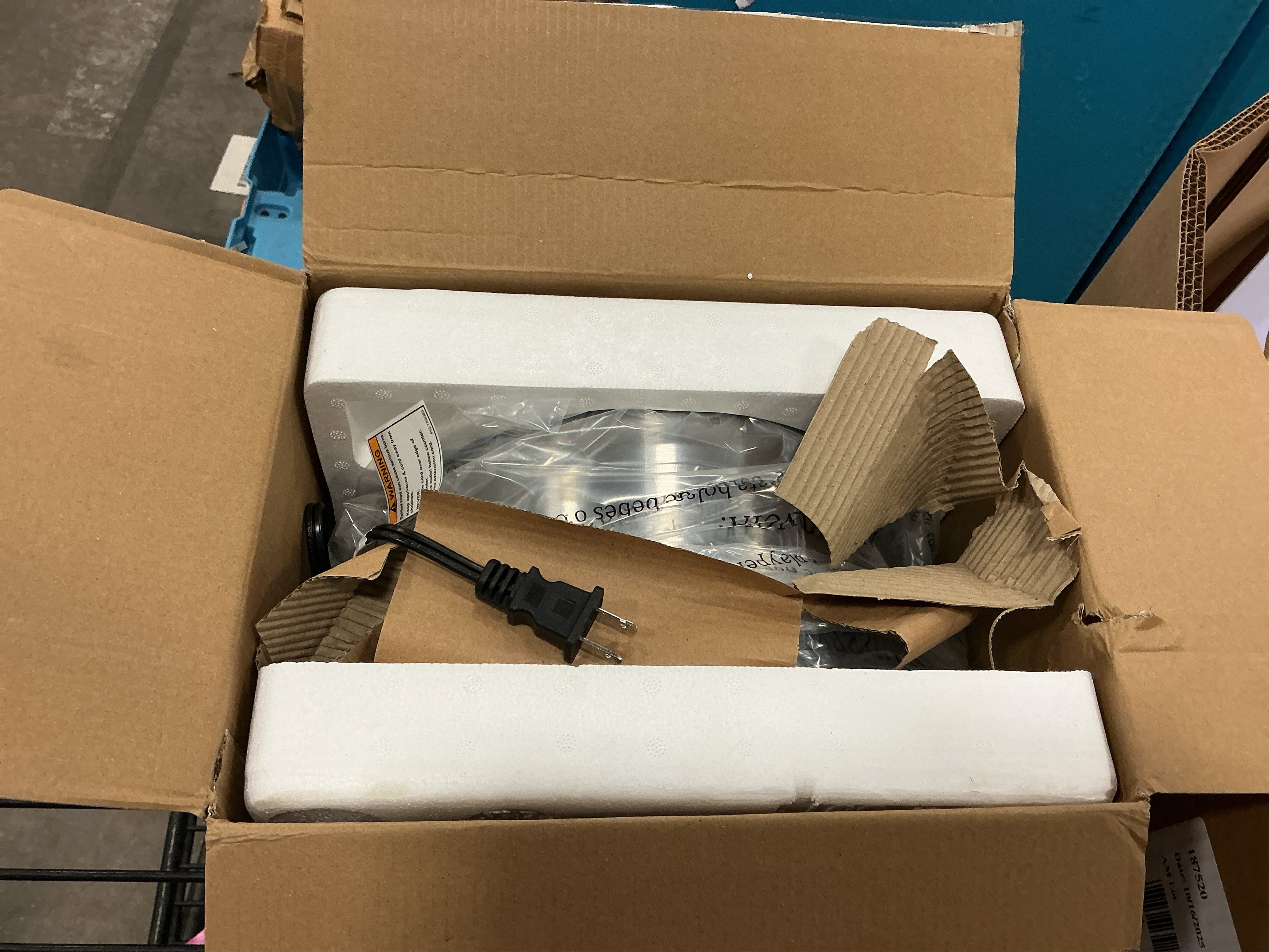 Crock-Pot 4.5 Quarts Manual Design Series Slow Cooker with 3 Manual Heat Settings Cooks Meals for 4 Plus People with Removable Stoneware Bowl, Silver