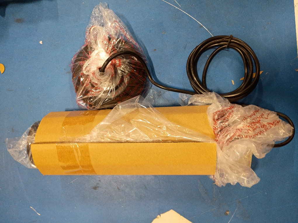 DAKASON Black Pendant Light, LED Modern Pendant Light Fixture for Kitchen Island, Industrial Pendant Lighting for Dining Room, Vintage Chandelier to Decor Living Room, Hallway (1Pack)