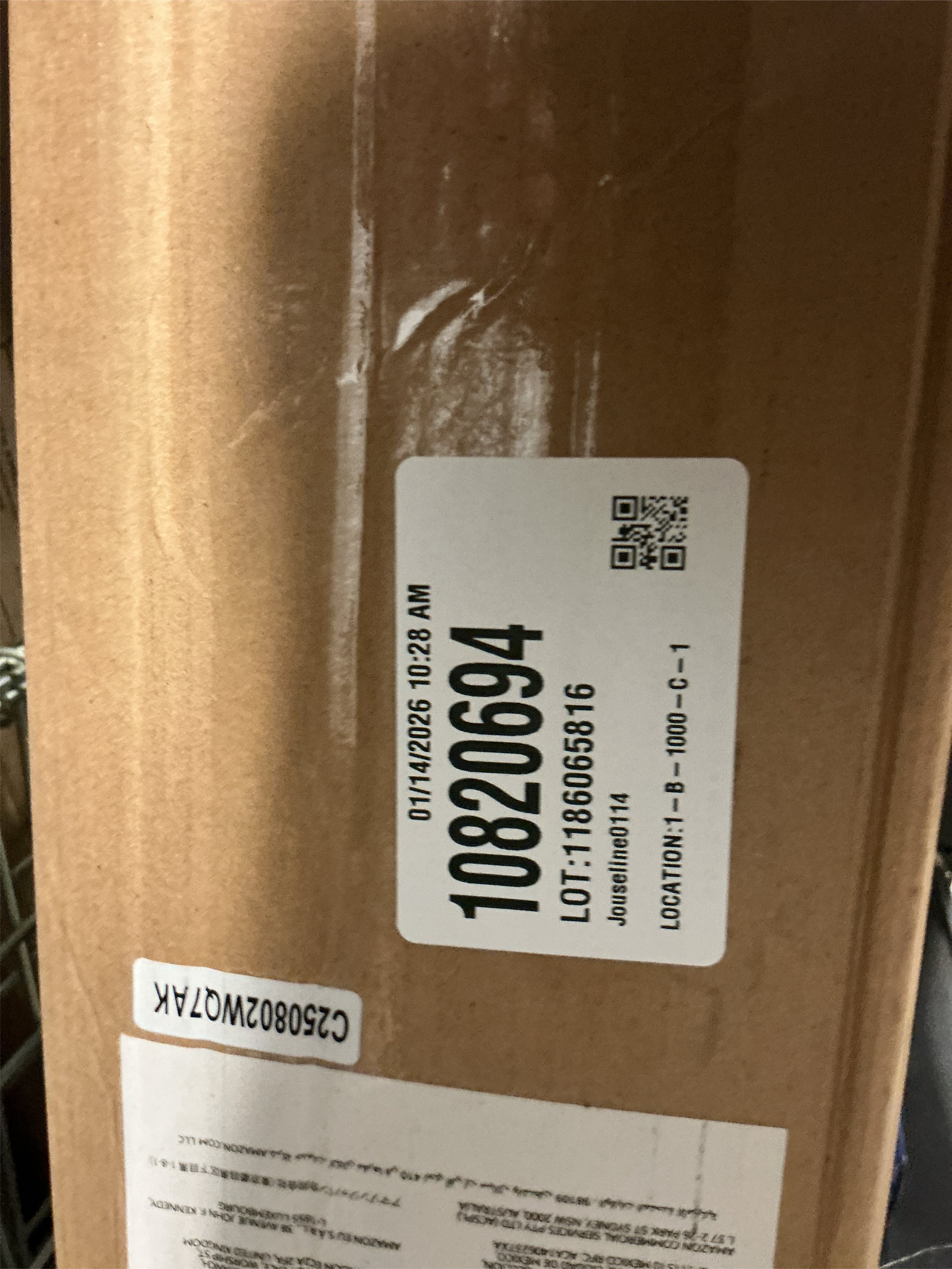 Amazon Basics Speaker Stand, Holds up to 99.2 lbs, Adjustable Height 52 to 73, Steel, Black